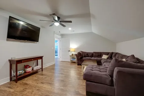 1227 Stayton Road Cumberland Furnace TN 37051