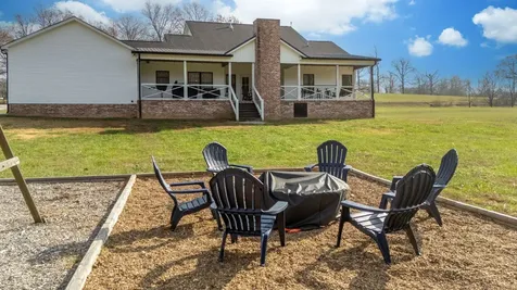 1227 Stayton Road Cumberland Furnace TN 37051