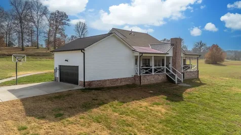 1227 Stayton Road Cumberland Furnace TN 37051