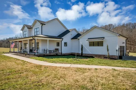 1227 Stayton Road Cumberland Furnace TN 37051