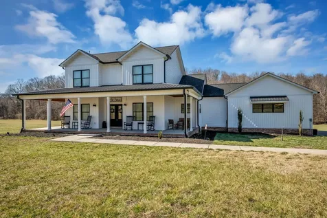 1227 Stayton Road Cumberland Furnace TN 37051