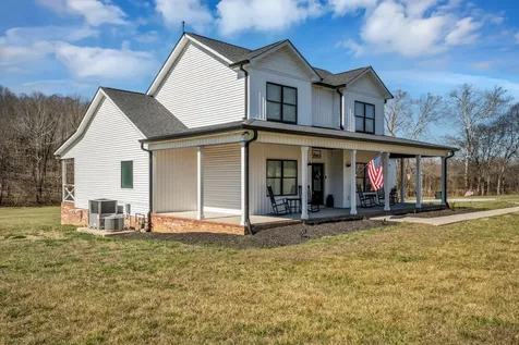1227 Stayton Road Cumberland Furnace TN 37051