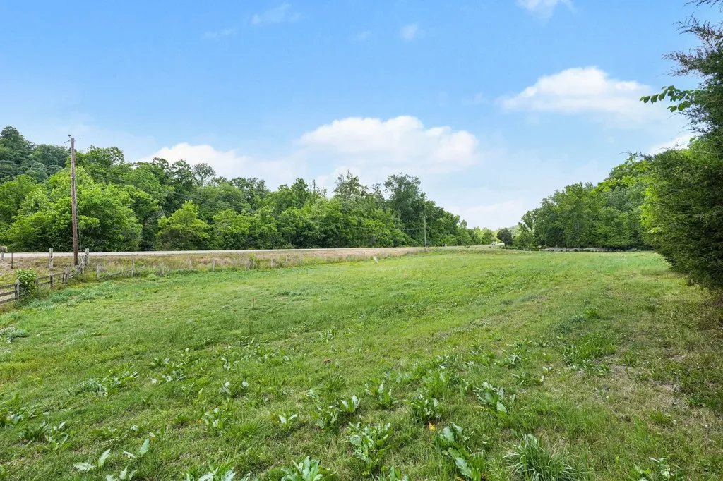 0 Sams Creek Road Ashland City TN 37015