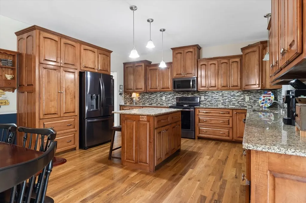 605 Compton Lane Columbia TN 38401