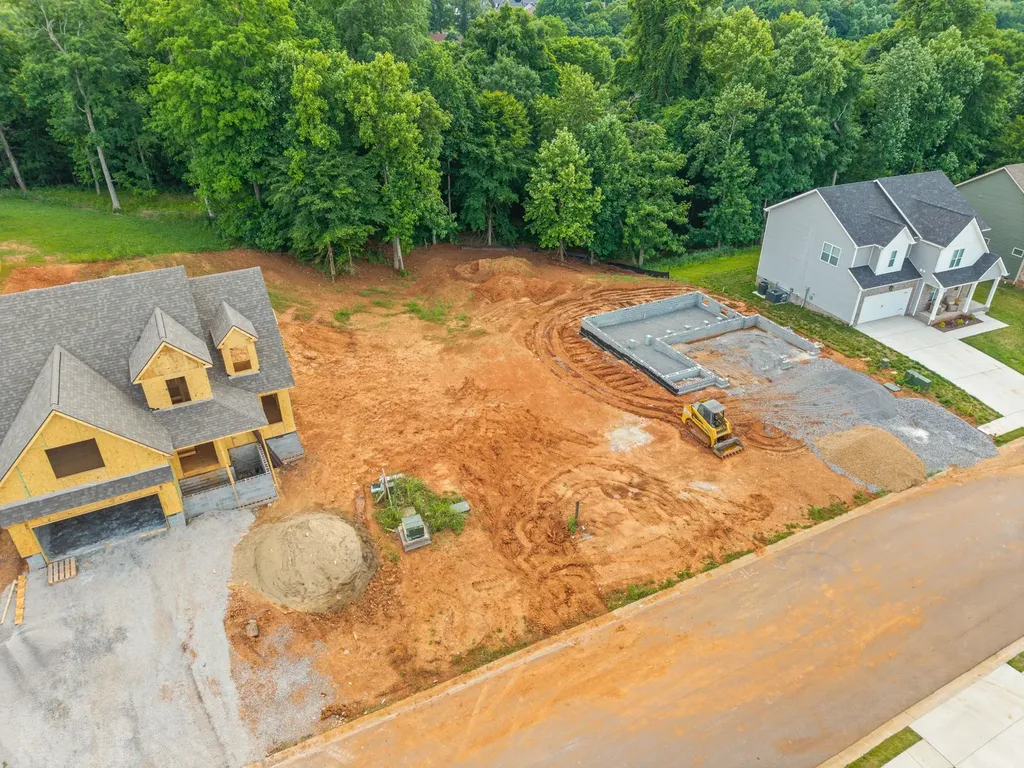 590 Pongracz Way Clarksville TN 37042