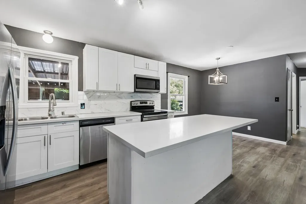 106 Oak Park Drive Columbia TN 38401