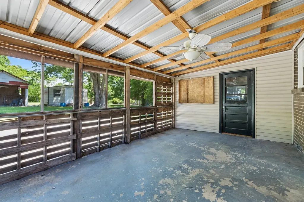 106 Oak Park Drive Columbia TN 38401