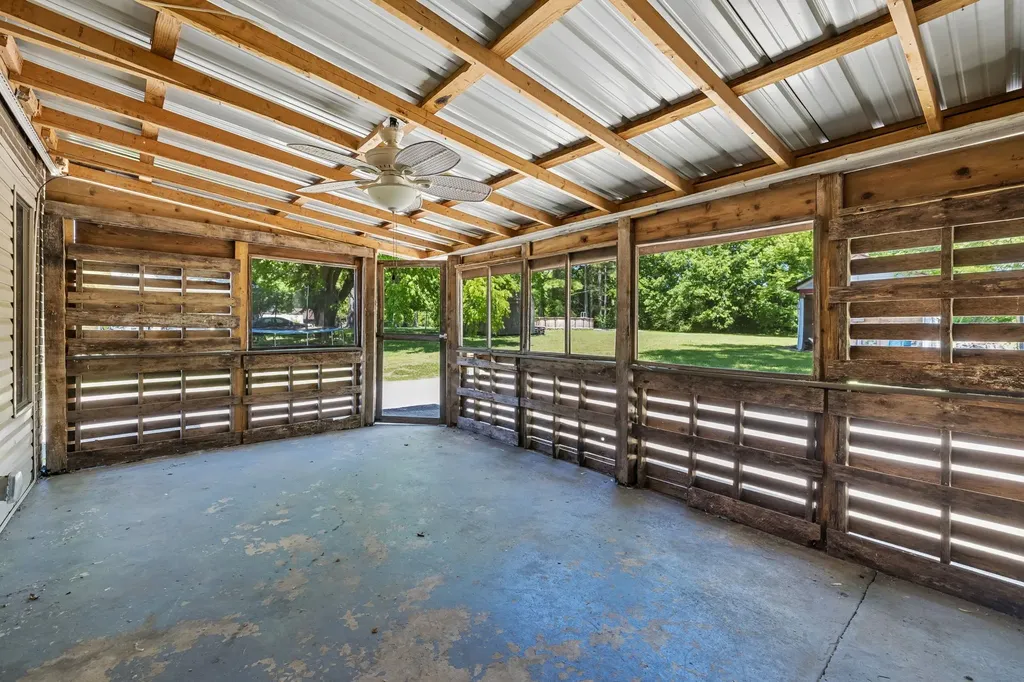 106 Oak Park Drive Columbia TN 38401