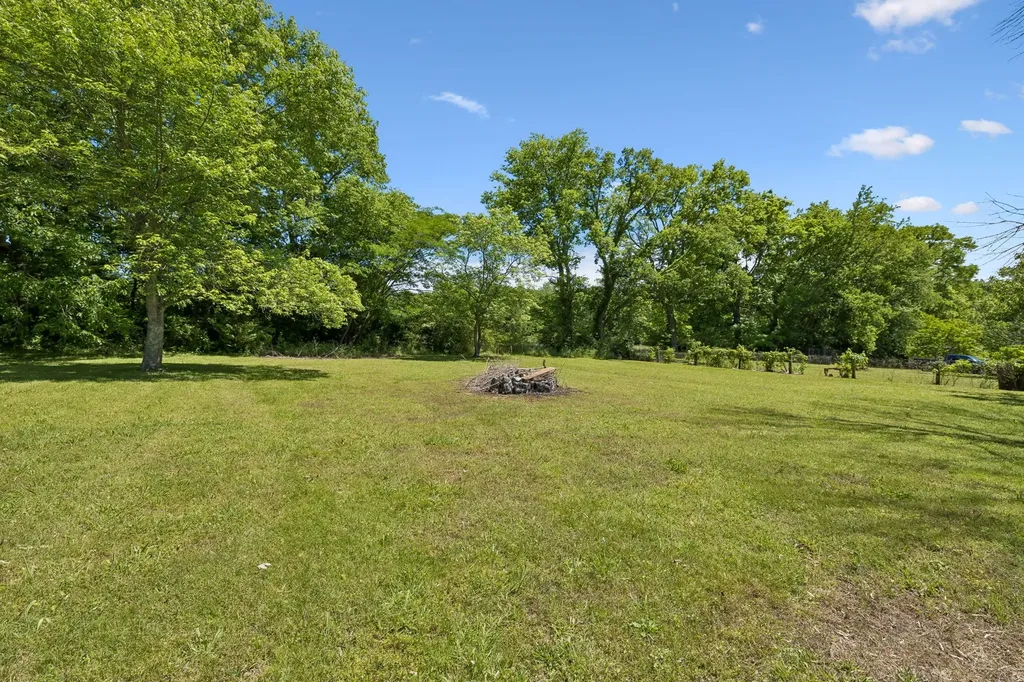 106 Oak Park Drive Columbia TN 38401
