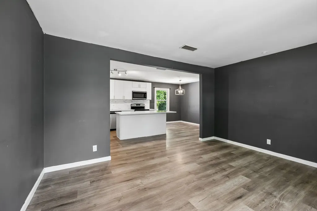 106 Oak Park Drive Columbia TN 38401