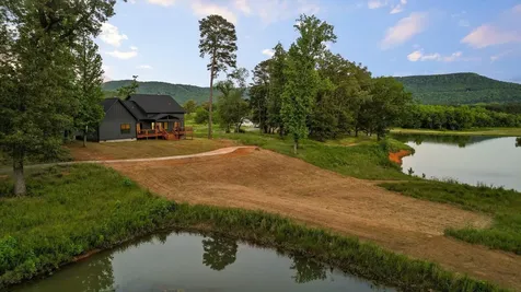230 Clubhouse Drive Jasper TN 37347