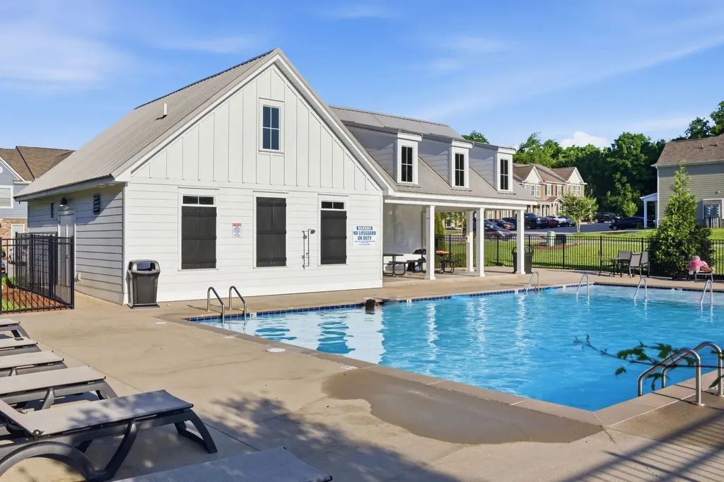 205 Bancroft Mill Columbia TN 38401