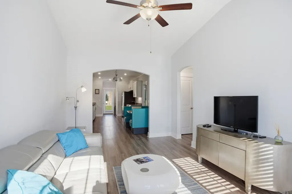 205 Bancroft Mill Columbia TN 38401