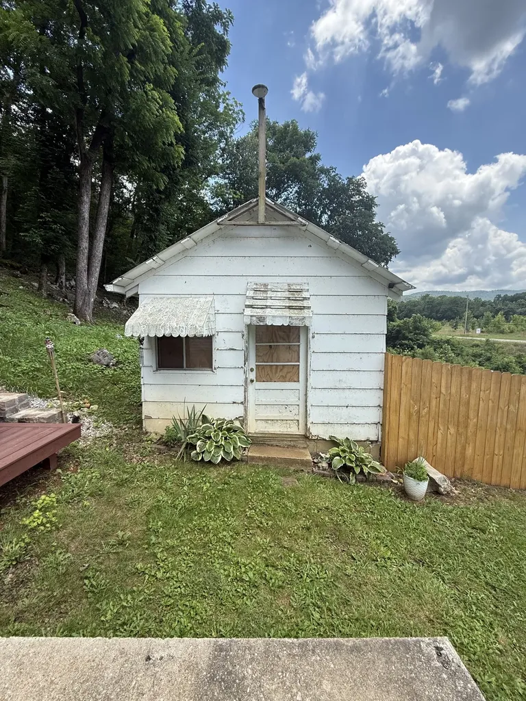 103 Dykes Road Mcminnville TN 37110