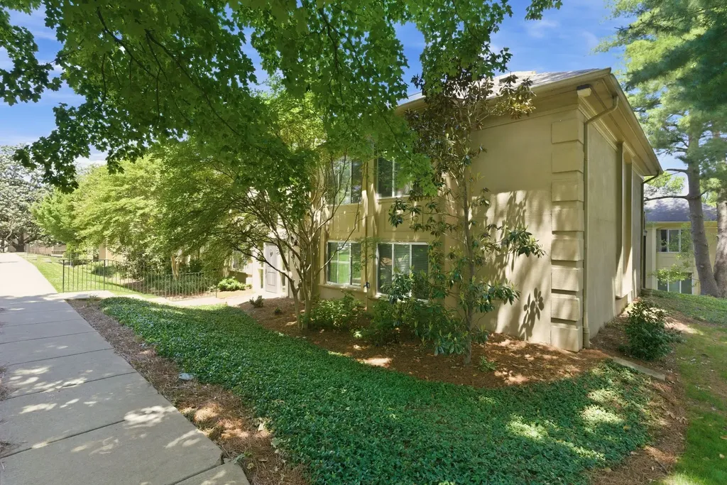 4487 Post Place Nashville TN 37205