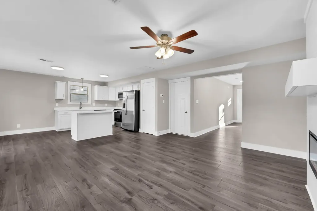 321 Cardinal Creek Clarksville TN 37040