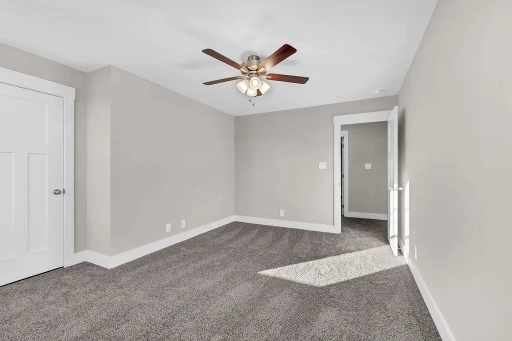 321 Cardinal Creek Clarksville TN 37040