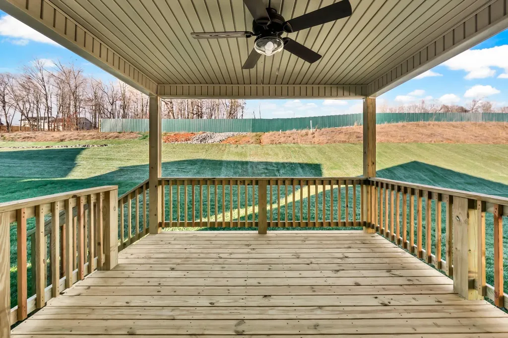 321 Cardinal Creek Clarksville TN 37040