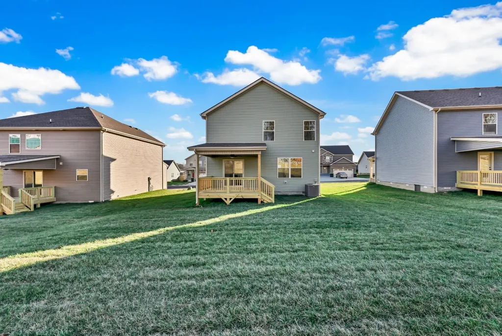 321 Cardinal Creek Clarksville TN 37040
