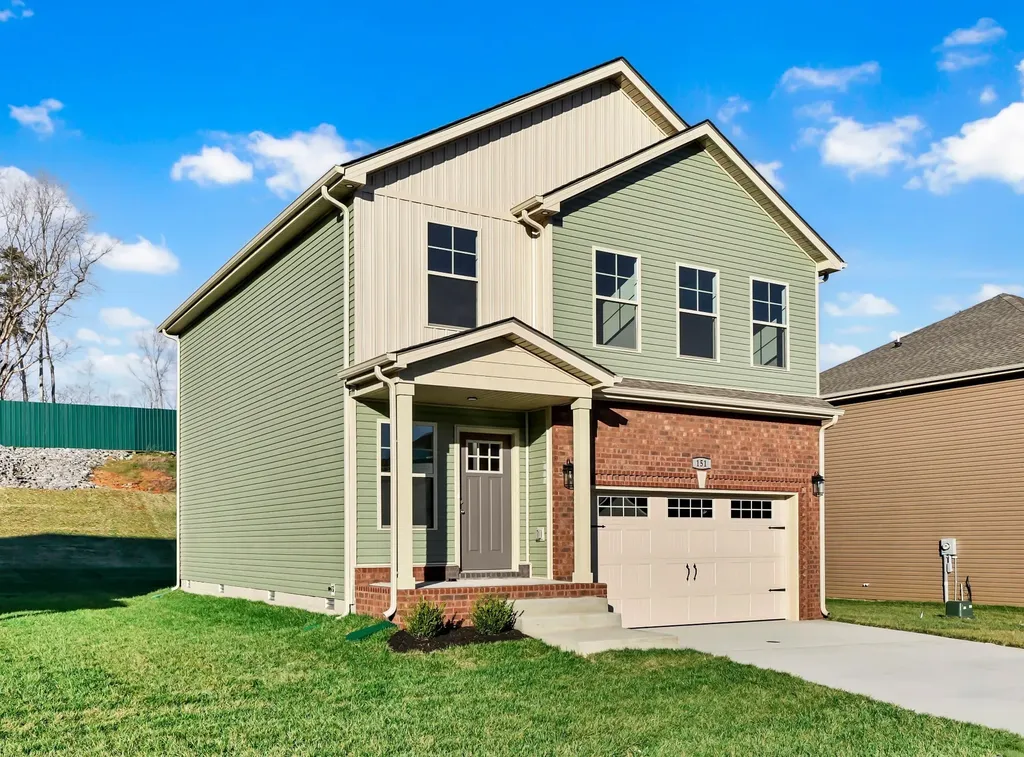 321 Cardinal Creek Clarksville TN 37040