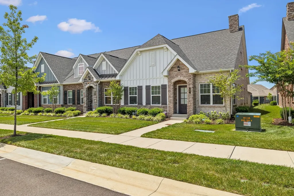 606 Douglas Street Lebanon TN 37087