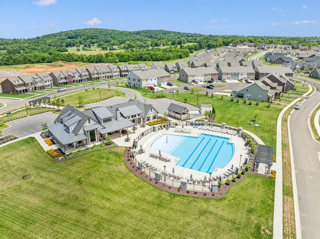 606 Douglas Street Lebanon TN 37087