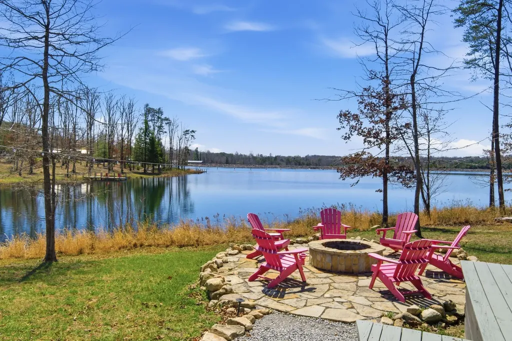 74 Heron Circle Tracy City TN 37387