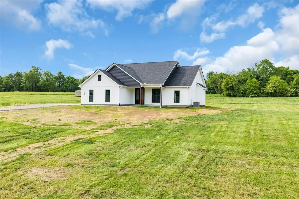749 Edd Ramsey Road Mcminnville TN 37110
