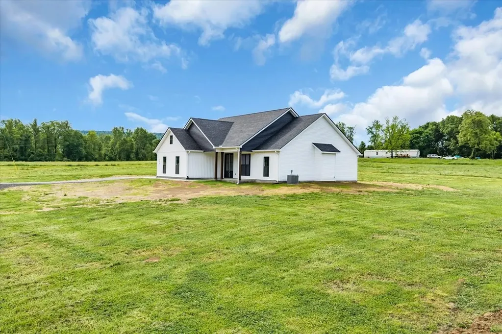749 Edd Ramsey Road Mcminnville TN 37110