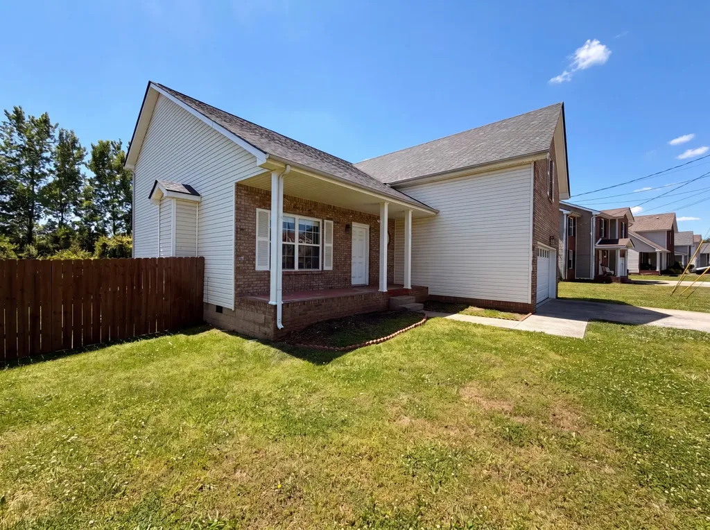 982 Silty Drive Clarksville TN 37042