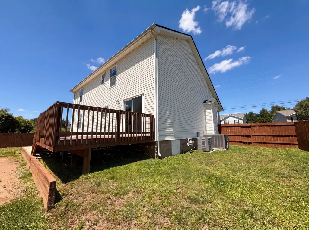 982 Silty Drive Clarksville TN 37042