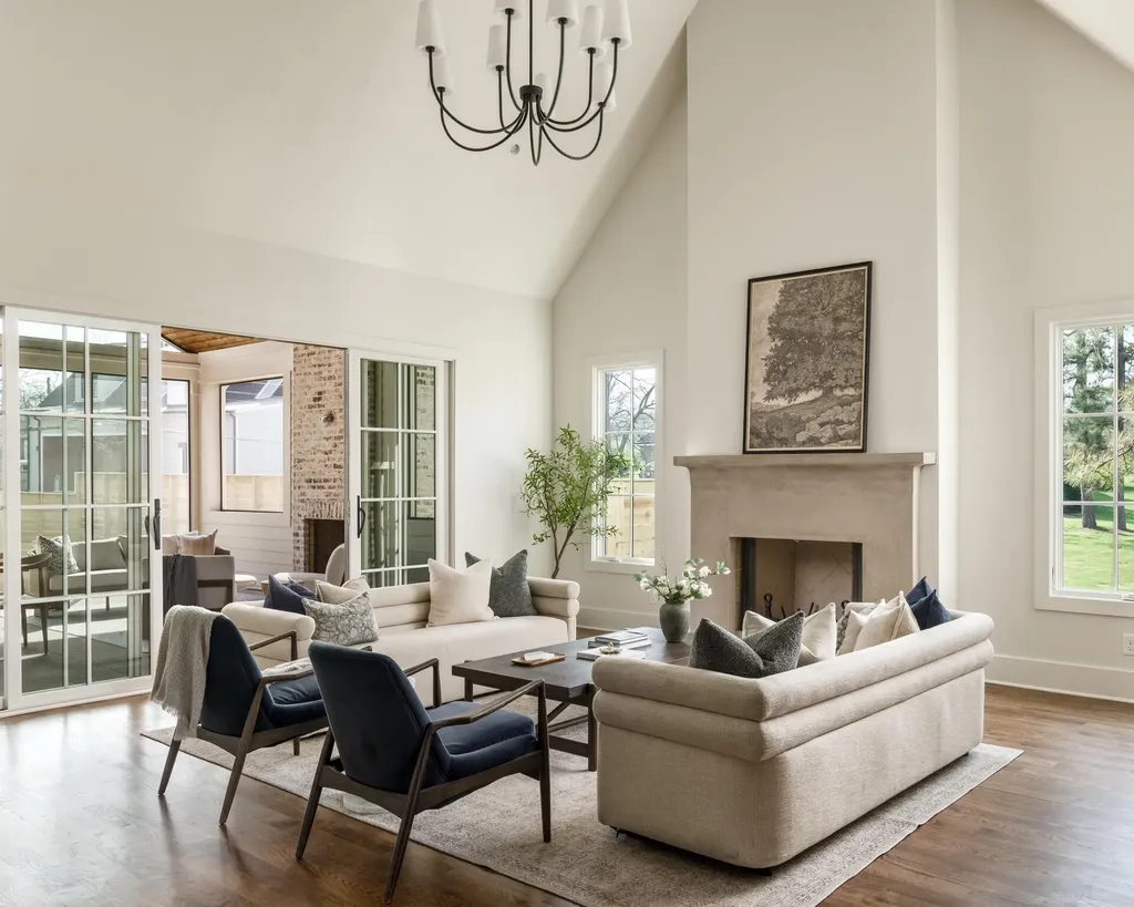 1133 Lipscomb Drive Nashville TN 37204