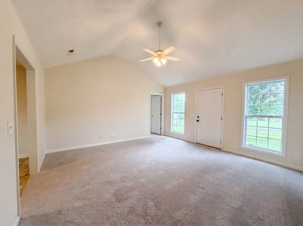 300 Fairway Green Shelbyville TN 37160