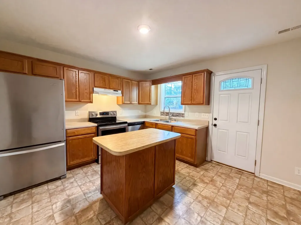 300 Fairway Green Shelbyville TN 37160