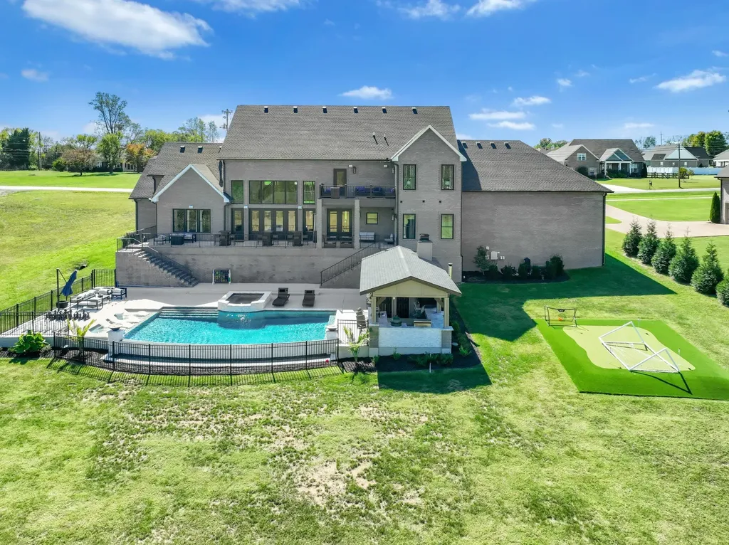 617 Coles Ferry Road Gallatin TN 37066