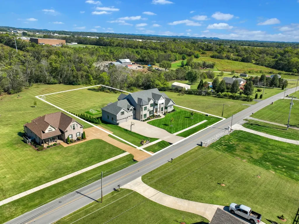617 Coles Ferry Road Gallatin TN 37066