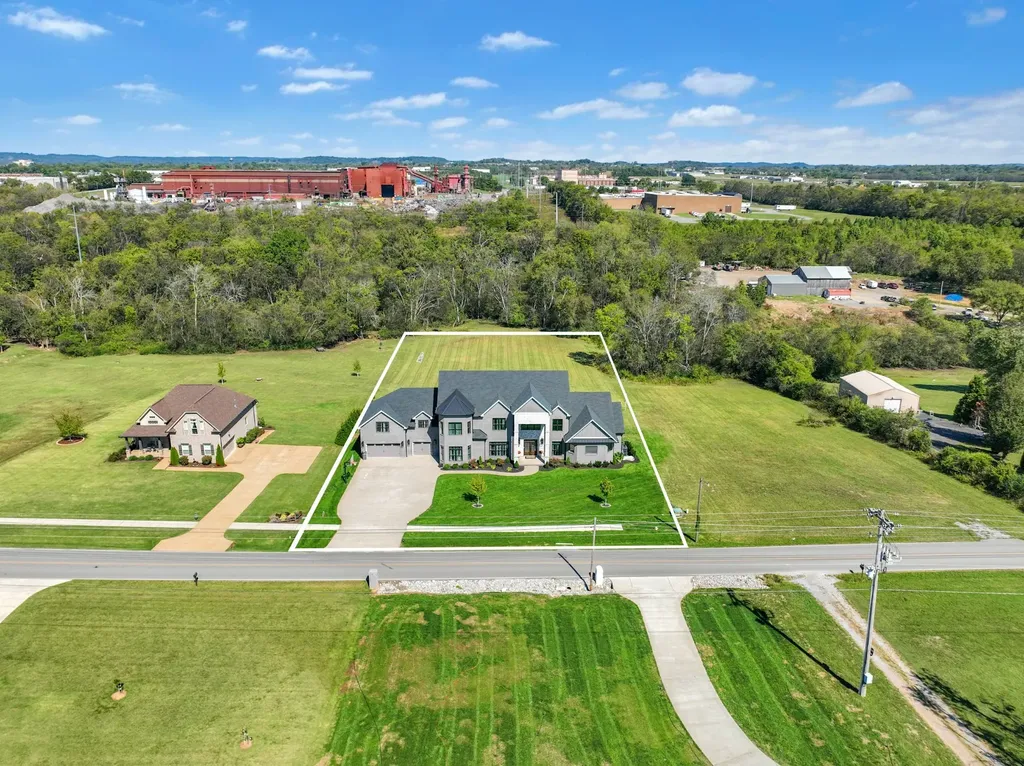 617 Coles Ferry Road Gallatin TN 37066