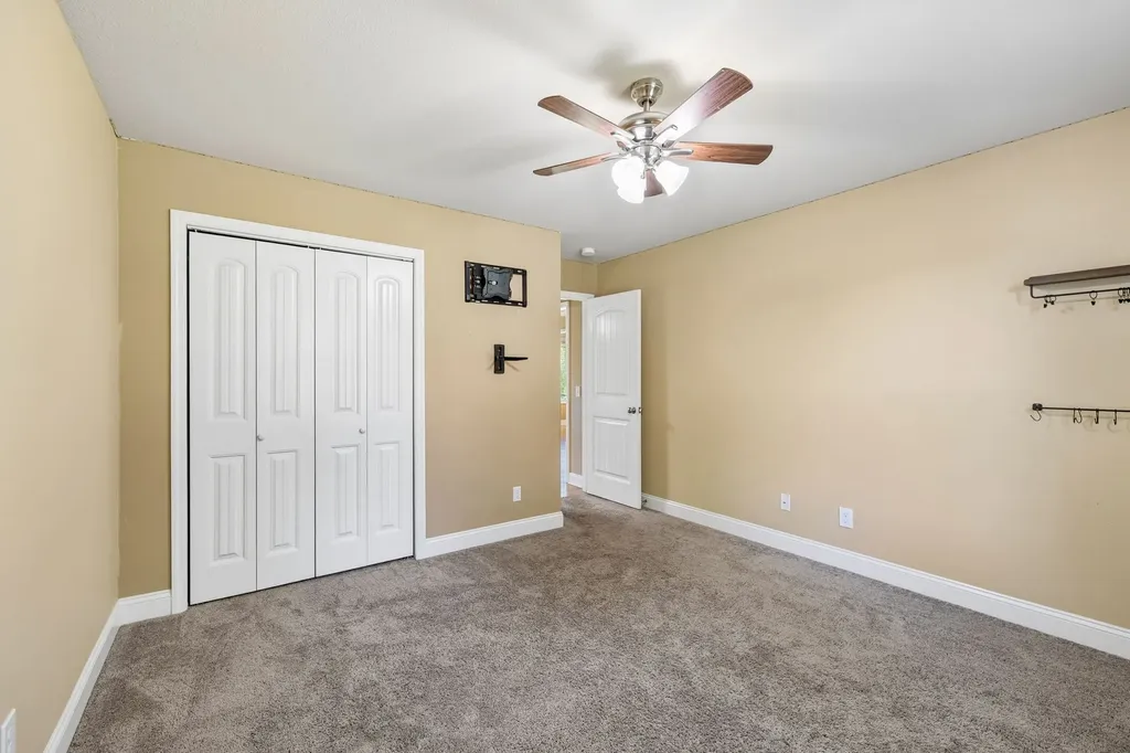 17 Sonoma Drive Fayetteville TN 37334