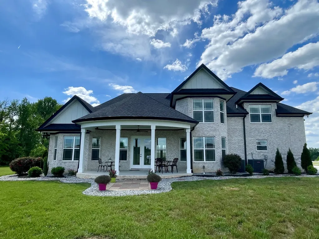 2487 Tom Austin Highway Greenbrier TN 37073