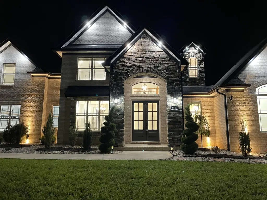 2487 Tom Austin Highway Greenbrier TN 37073