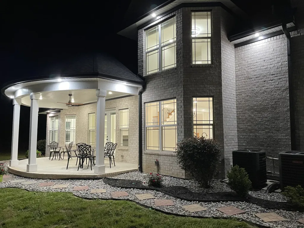 2487 Tom Austin Highway Greenbrier TN 37073