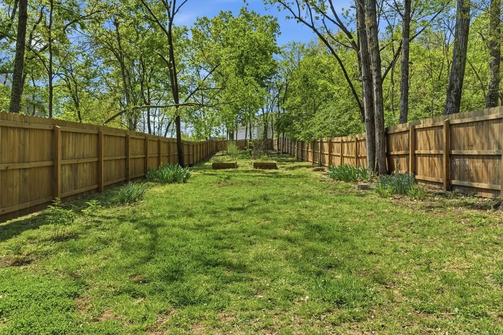 5823 Maxon Avenue Nashville TN 37209