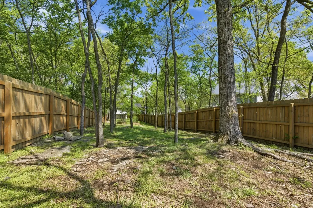 5823 Maxon Avenue Nashville TN 37209