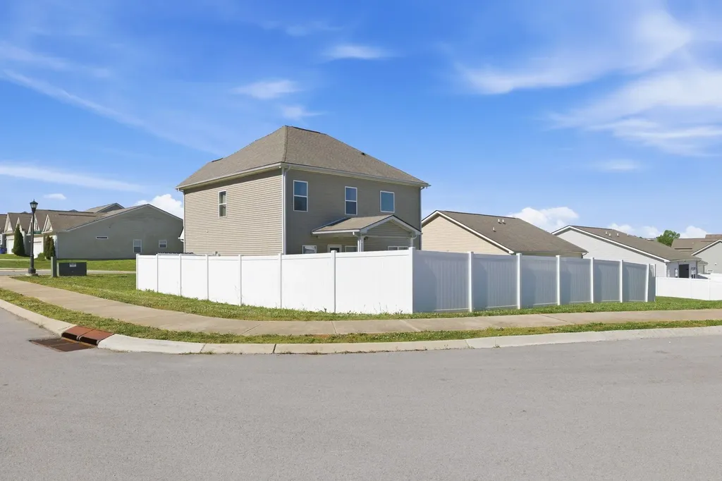 307 St Charles Place Shelbyville TN 37160