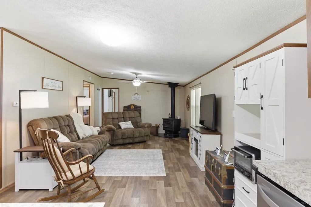 1156 Espy Road Manchester TN 37355