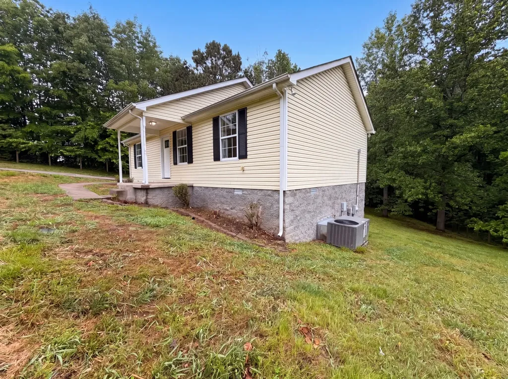 1382 Neptune Road Ashland City TN 37015