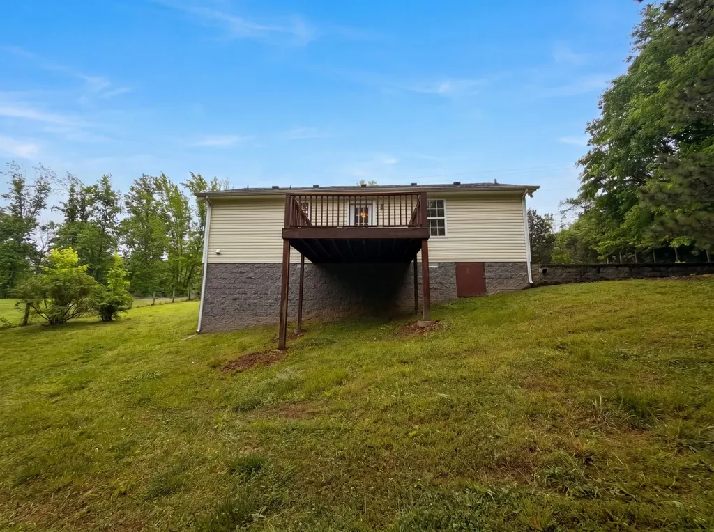 1382 Neptune Road Ashland City TN 37015