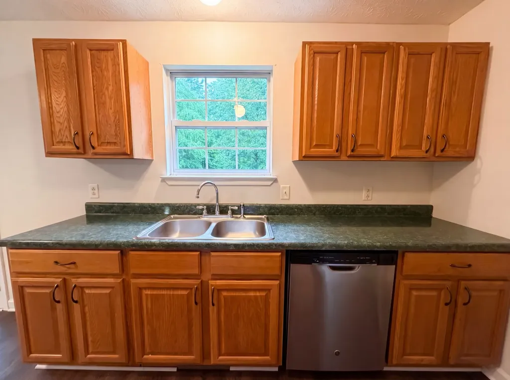1382 Neptune Road Ashland City TN 37015