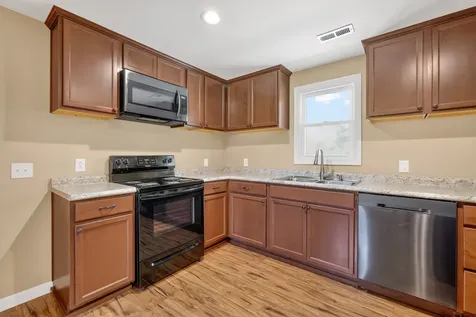 11914 Hogwood Road Milton TN 37118