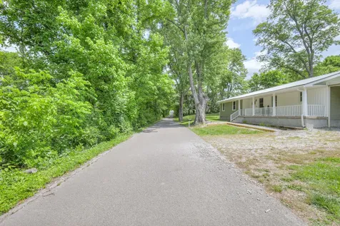 11914 Hogwood Road Milton TN 37118